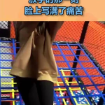 小姐姐挑战蜘蛛塔游戏,小姐姐勇闯神秘迷宫的奇幻冒险之旅